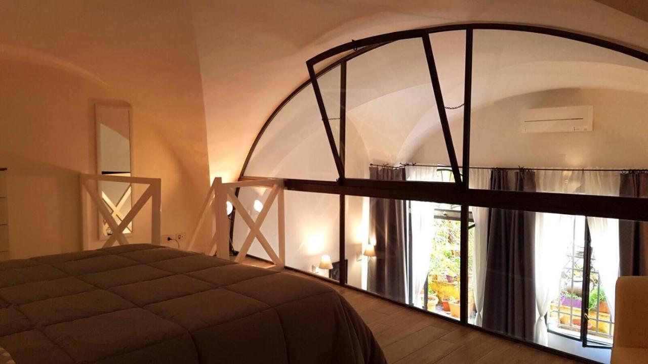 Cynthia'S Garden - Apartment With Private Garden In Santa Croce Florença Exterior foto